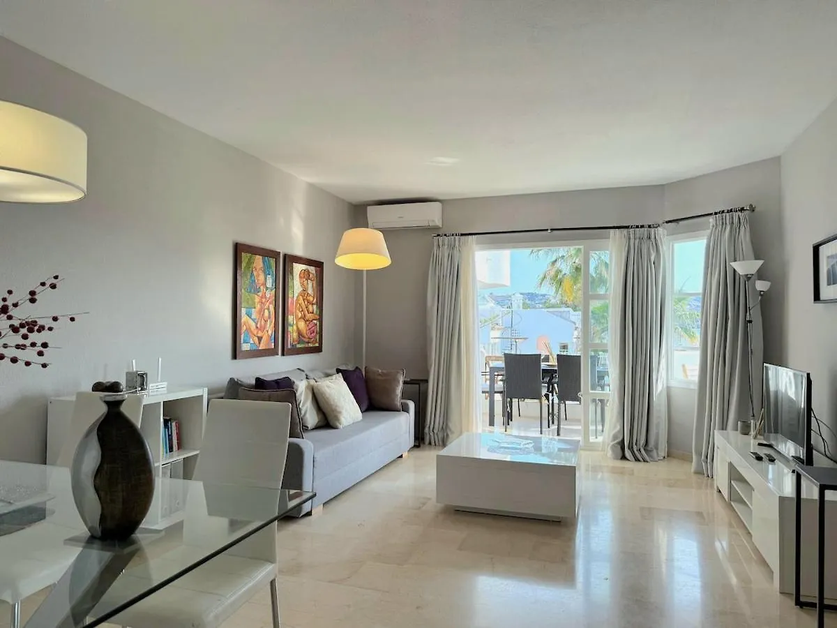 Gran Terraza Soleada Con Piscina En Mijas Golf Apartment Santa Fe de los Boliches Spain