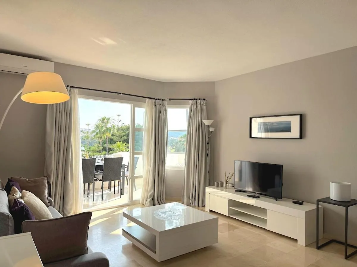 Gran Terraza Soleada Con Piscina En Mijas Golf Apartment Santa Fe de los Boliches Spain